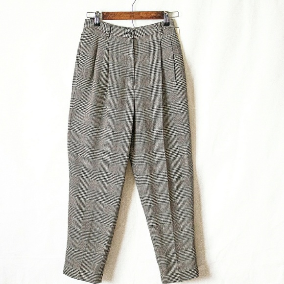Embassy Row Pants - Vintage Embassy Row Women’s Petite Pure Wool Office Pants